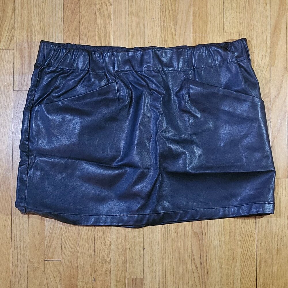 NWOT Wild Fable Faux Leather Mini Skirt with Pockets